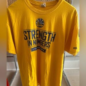 Men’s XL Golden State Warriors 2015 Conference Semis Shirt